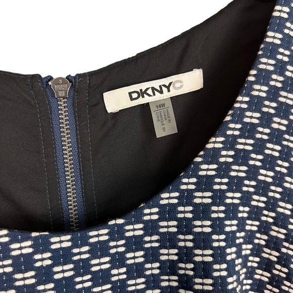 DKNYC Donna Karan Short Sleeve Geometric Print Career Dress Size 14W - Picture 7 of 8